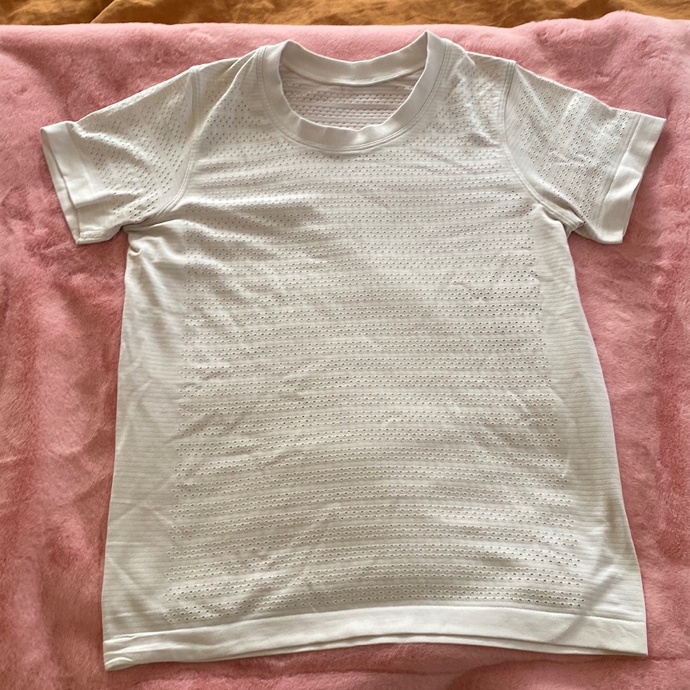 Lululemon Mesh Tee